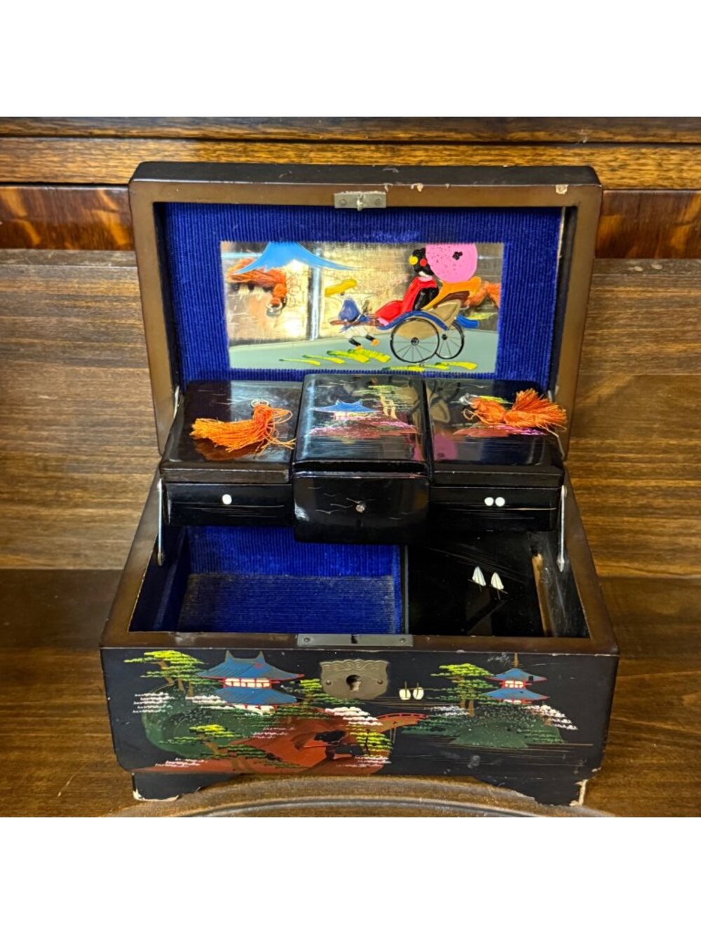 Vintage 1940-50s Japanese Black Lacquer Jewelry Musical Hand Painted Trinket Box